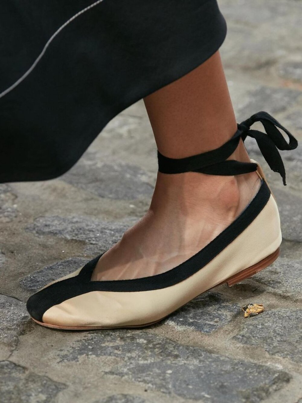 Tory Burch Wrap Ballet Flat From S/S 22 with Original Box